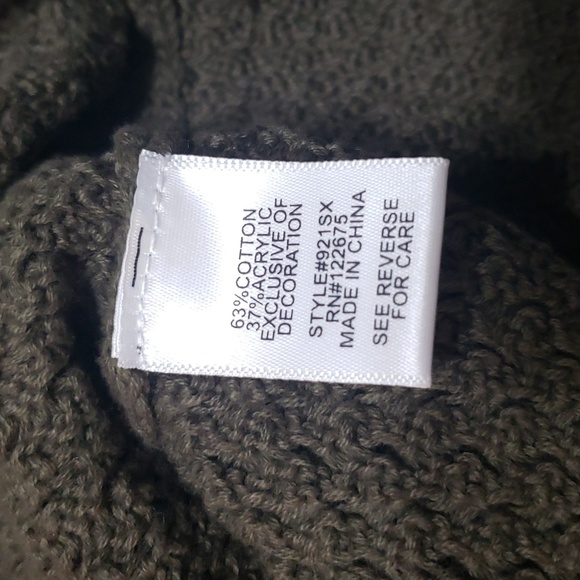 Sweater with elbow patch - Picture 8 of 8